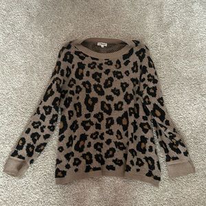 Leopard sweater medium